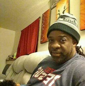Meet your Posher, Larnell